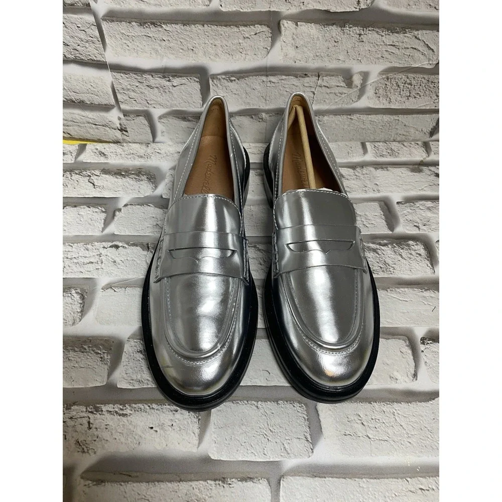 Madewell The Vernon Loafer in Silver Slip On Comfortable Women's Size‎ 8.5